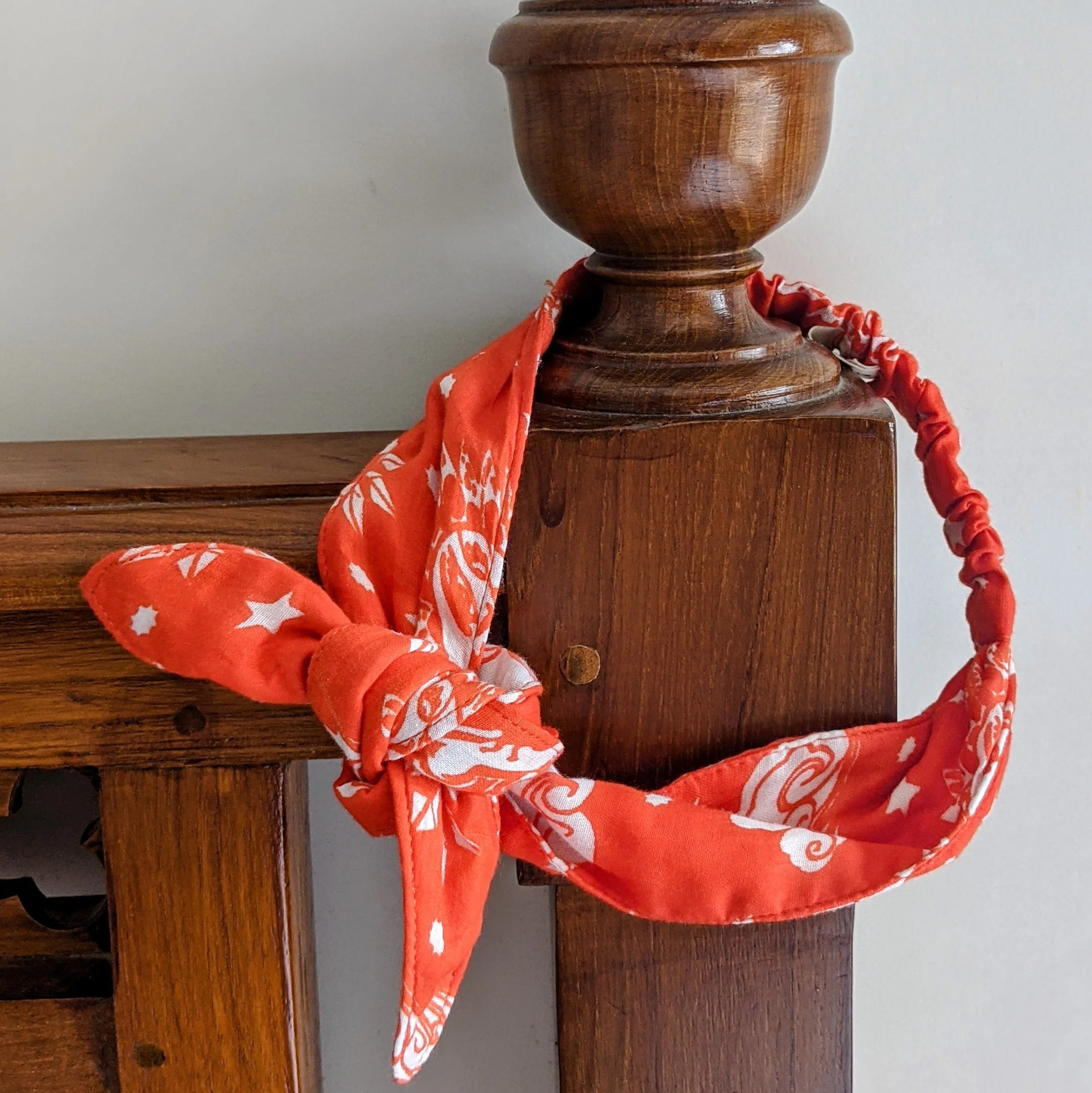 Cotton Malmal (Adjustable) Hairband - Nayantaara Red