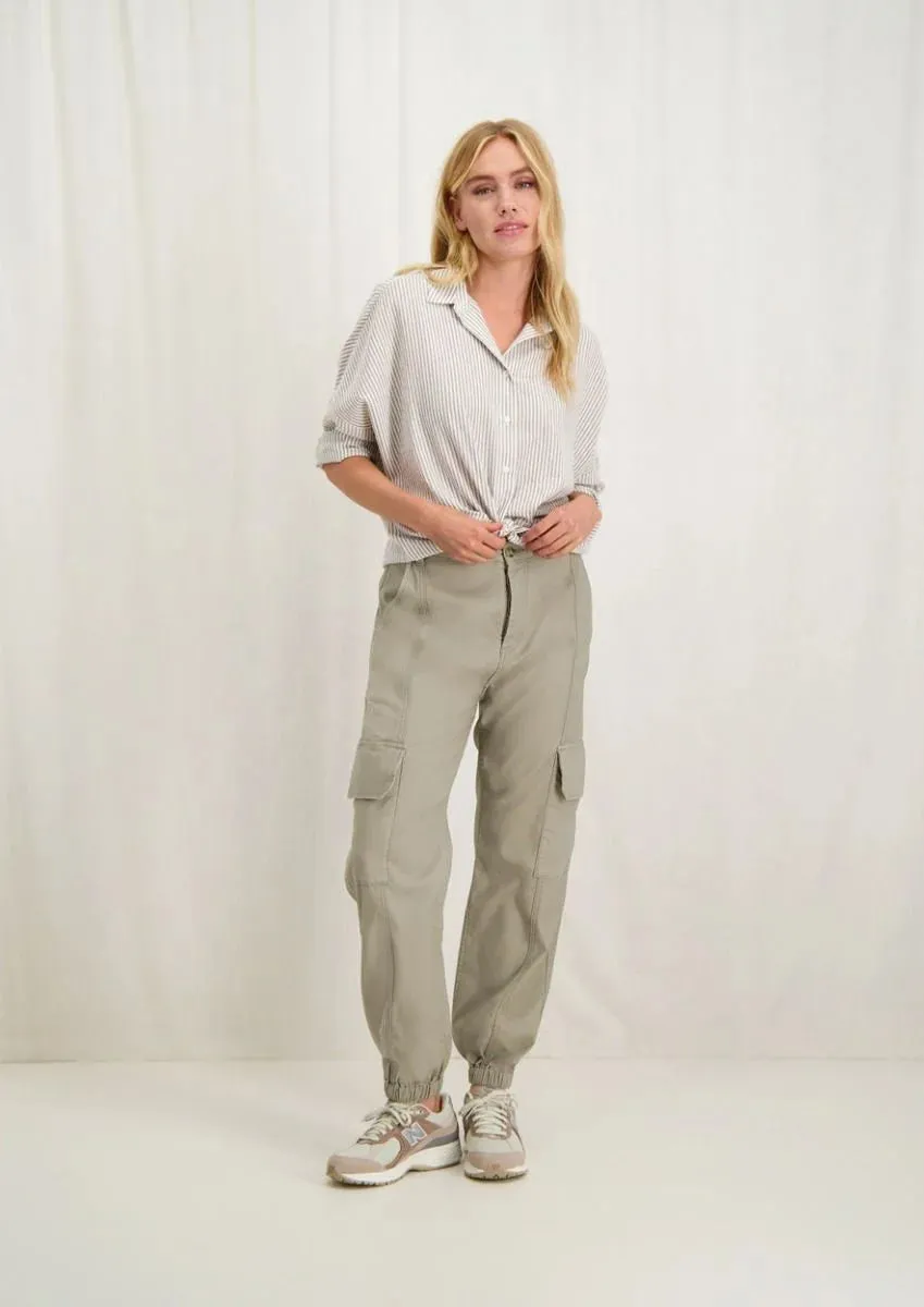 Elly Pant
