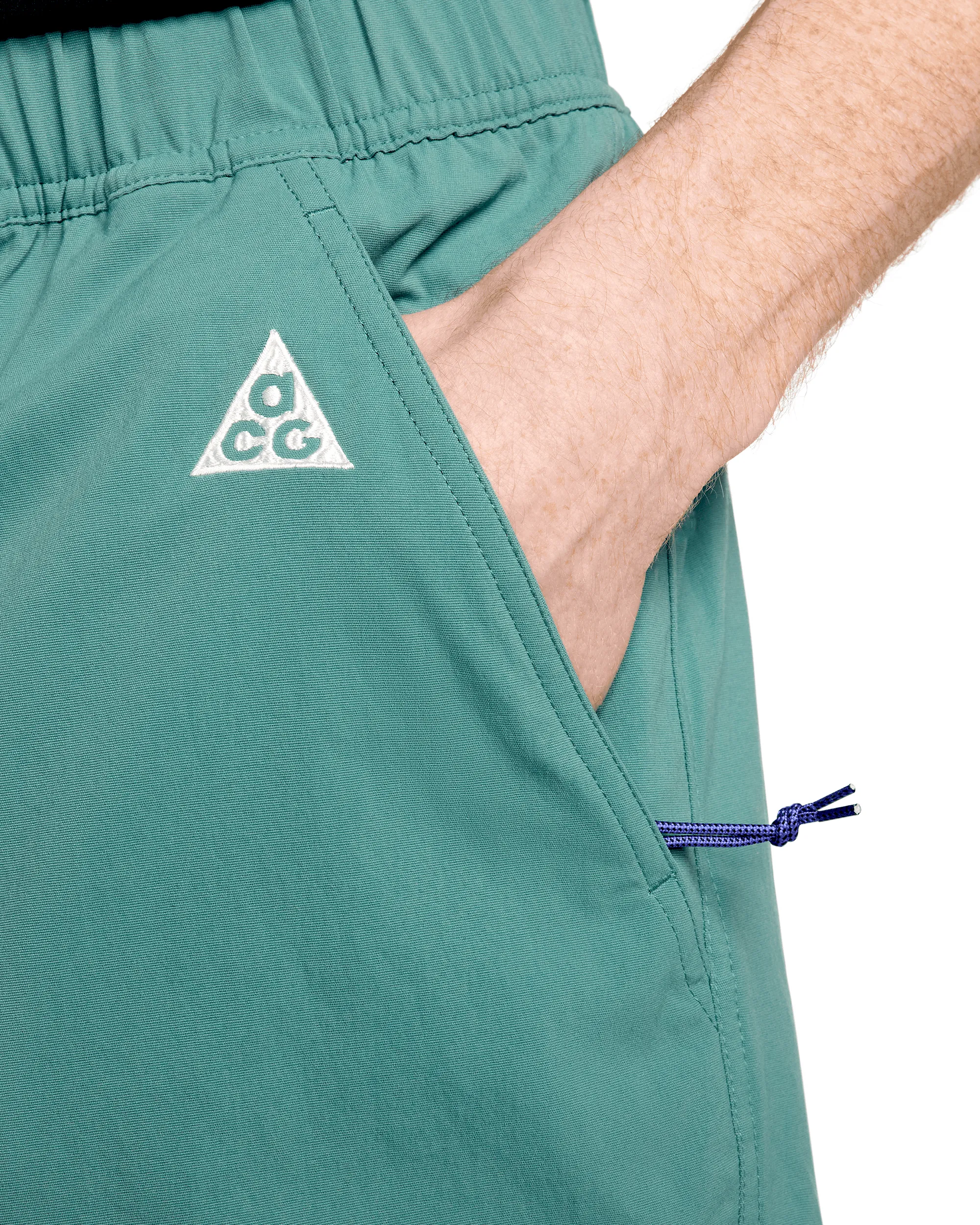 Hike Short - Bicoastal / Vintage Green / Summit White