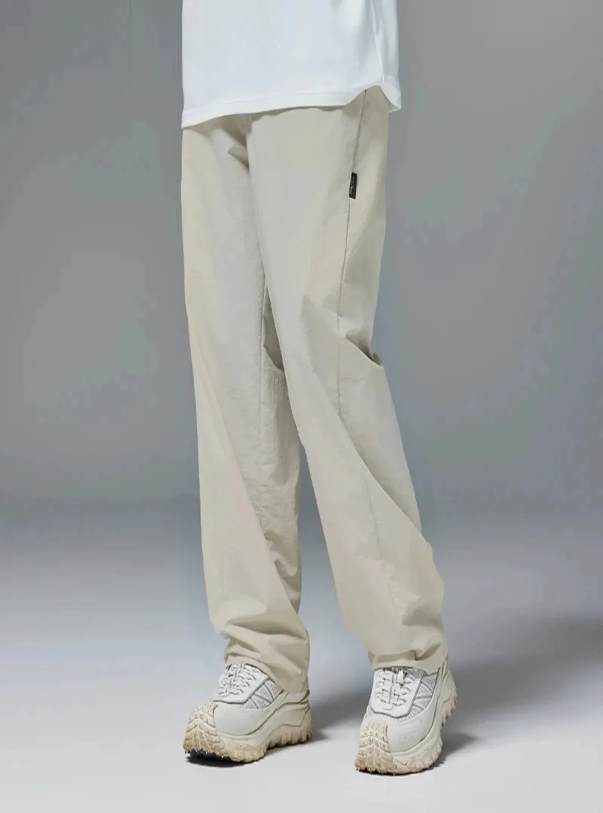 Regular Fit Water-Repellent Hiking Pants
