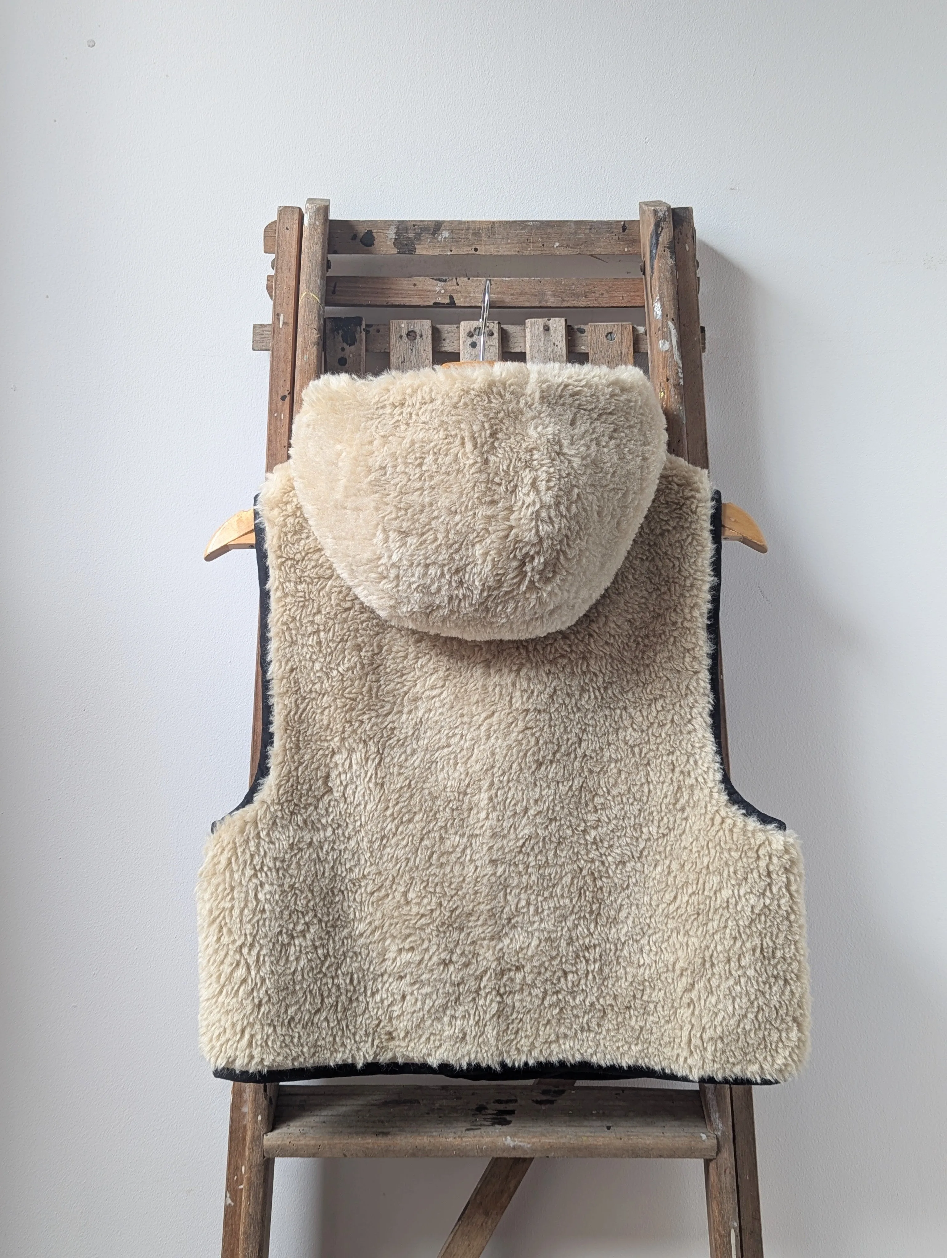 Vilhelm Ecru Faux-Fur Hooded Gilet
